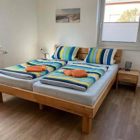 Haus Inselherz, Whg. Seestern 아파트 보르쿰